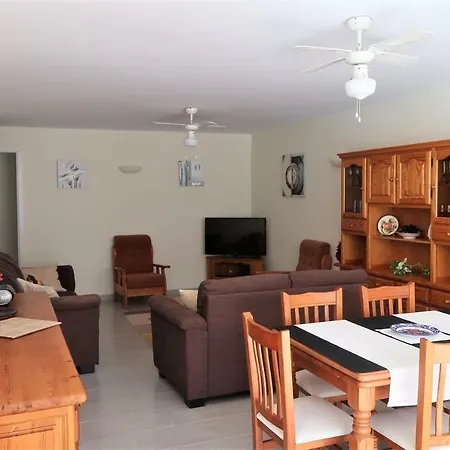 Villa Mango Tauro